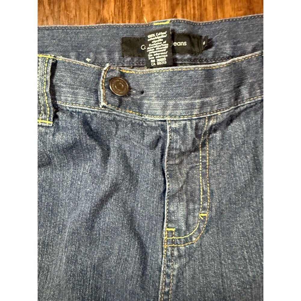 Calvin Klein Jeans Women’s Shorts 16 Bermuda Dark Wash - Picture 3 of 7